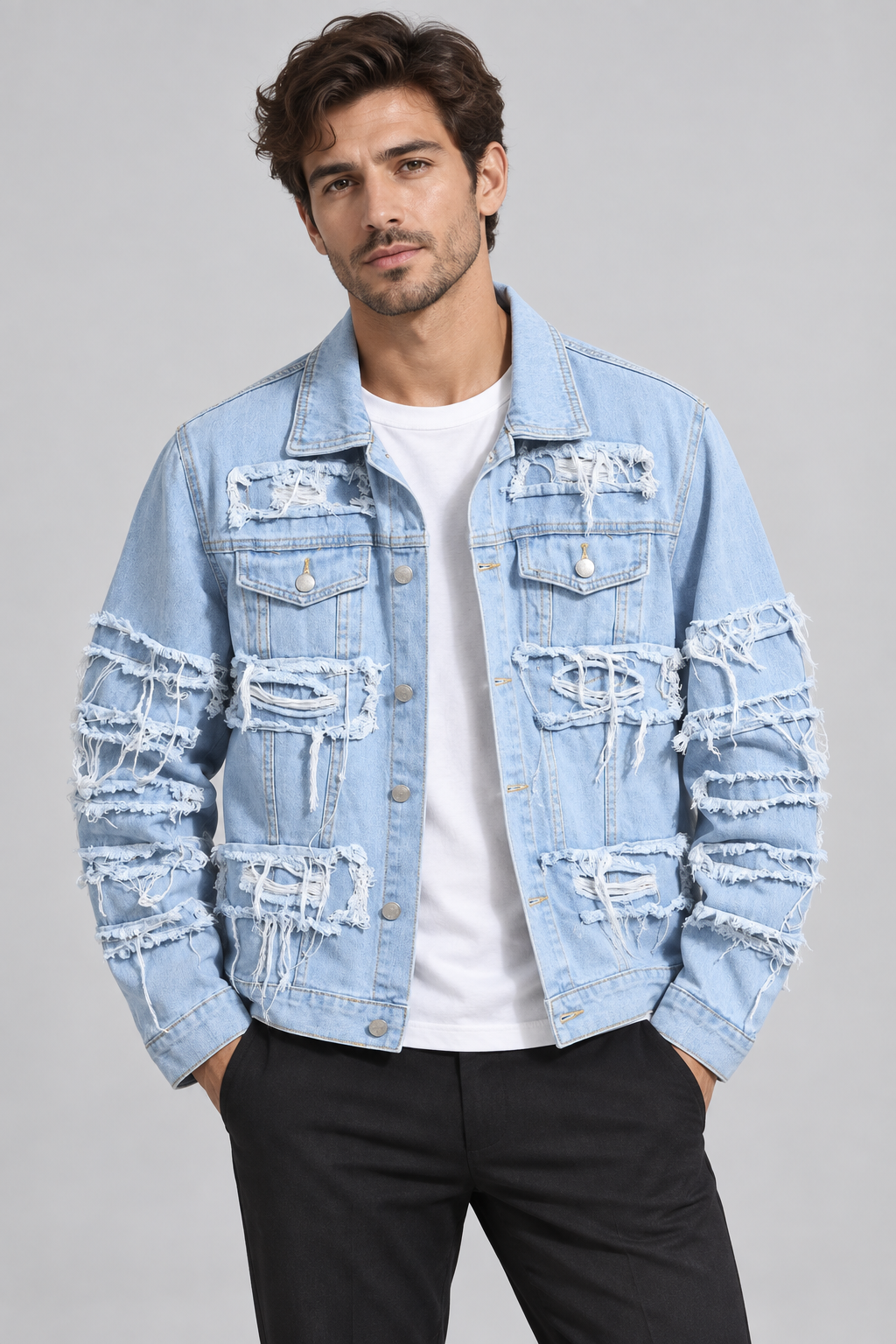 Veste boutonnée à détails effilochés bleu ciel — vue portée de face