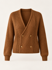 Cardigan brun à double boutonnage et manches longues, vue de face sur fond neutre.