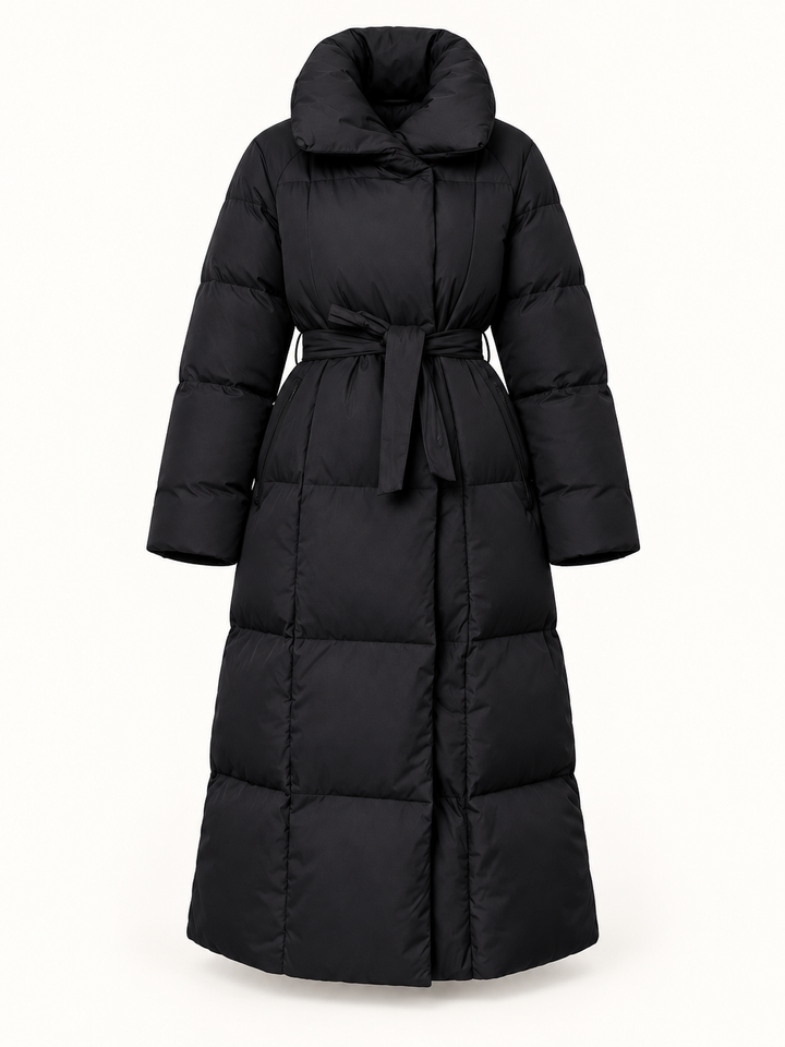 Manteau matelassé noir à large col — vue de face avec ceinture nouée