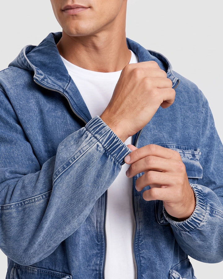 Veste à capuche et poches