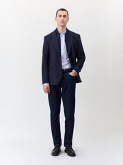Veste regular bleu marine — vue portée en pied
