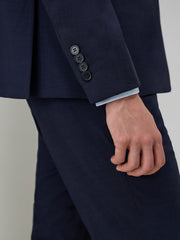 Veste de costume bleu marine, détail de la manche
