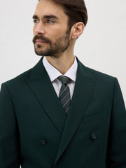 Veste croisée vert bouteille — vue portée de trois-quarts, plan buste