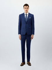 Veste de costume bleu indigo — vue portée de face, plan large