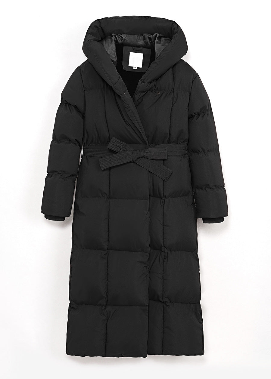 Manteau matelassé noir à capuche — vue de face sur fond neutre.