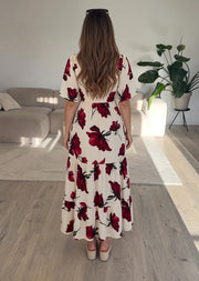 Robe longue fleurs rouges — dos